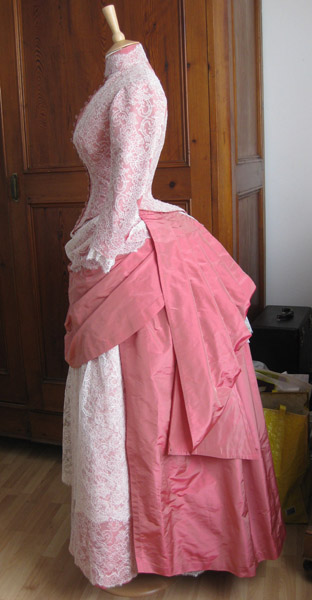 1884 dress